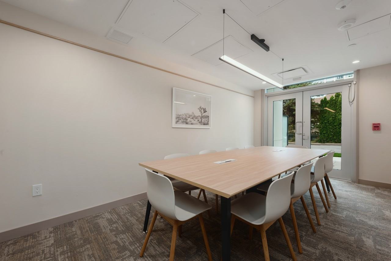 Jinju Rental - Photo 6 of 15