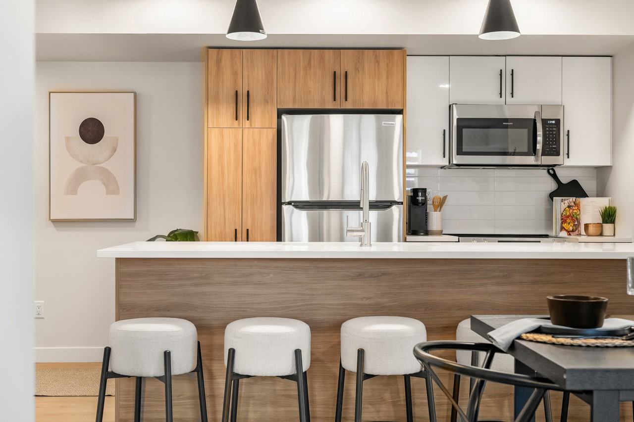 Vista Apartments at Edgemont - Photo 4 of 36