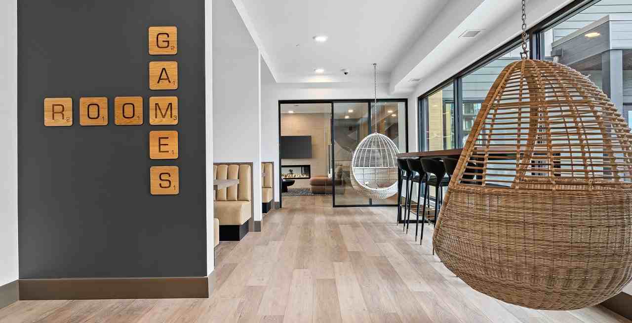 Edison 50 - Photo 5 of 36