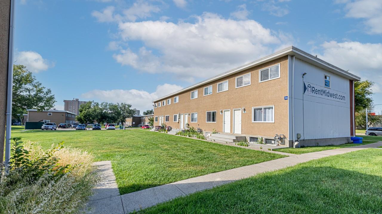 Pleasantview Townhomes - Photo 5 of 37