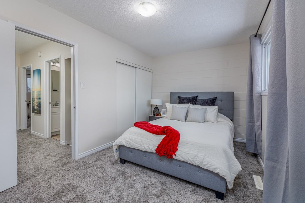 Pleasantview Townhomes - Photo 7 of 37