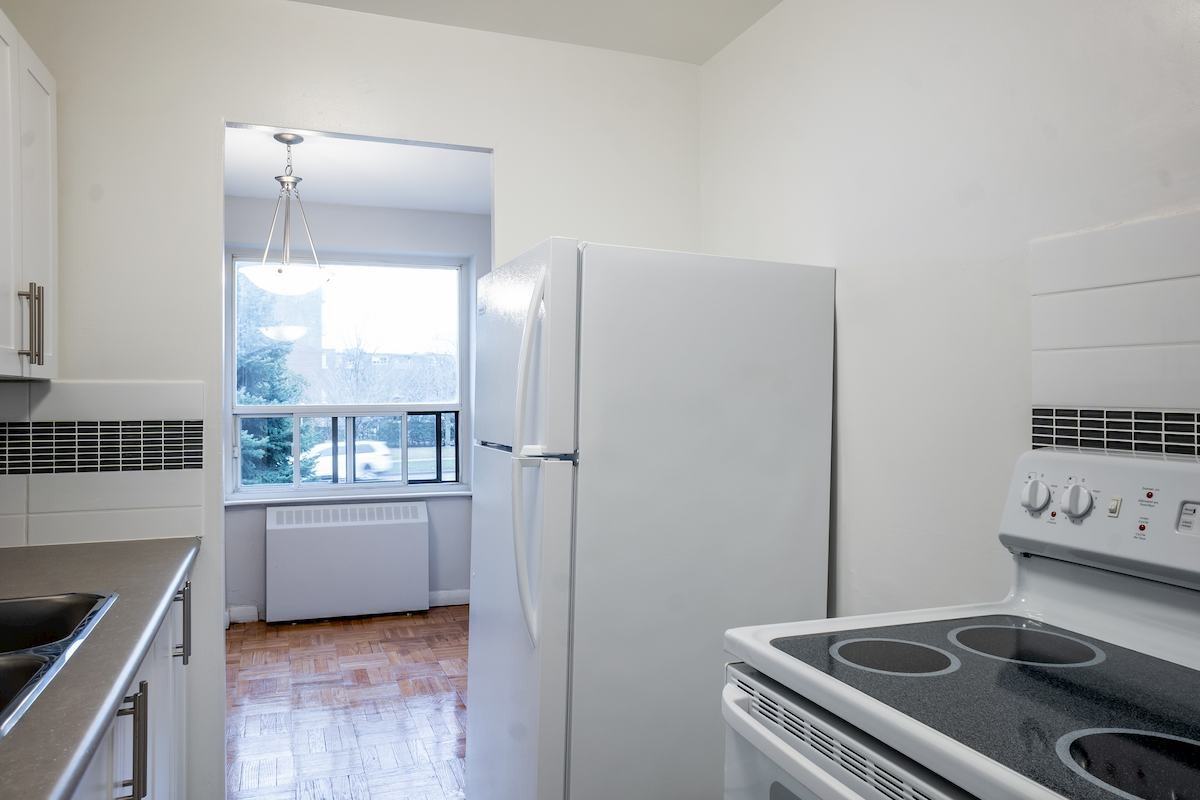 Lawrence Apartments - Photo 7 of 10