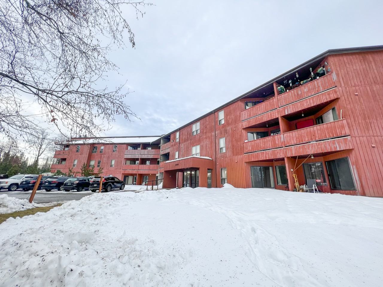 Mainstreet Hart Apartments - Photo 7 of 22