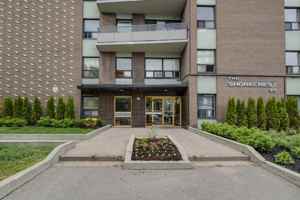 featured image of 35 Spencer Ave