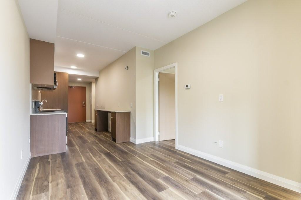 Coldstream - Photo 6 of 17