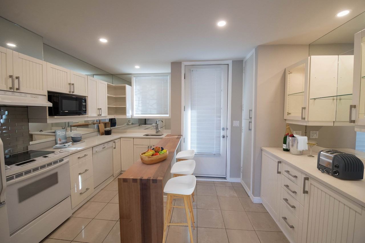 Canterbury House - Photo 7 of 17