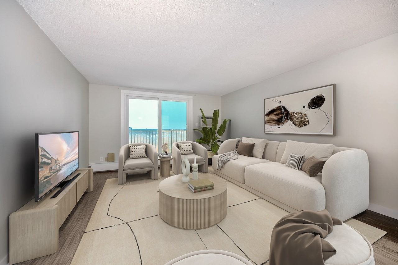 Southview Plaza - Photo 4 of 21