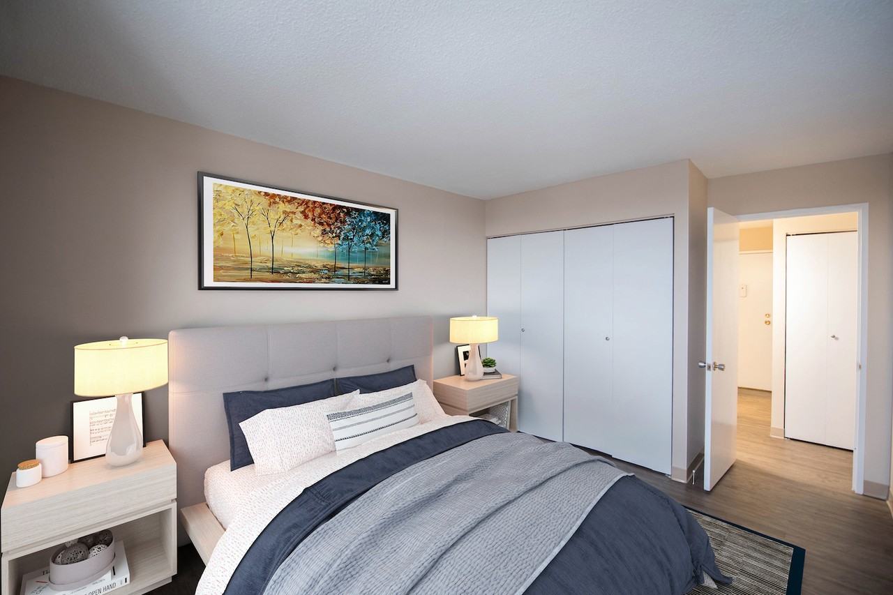 Southview Plaza - Photo 7 of 21