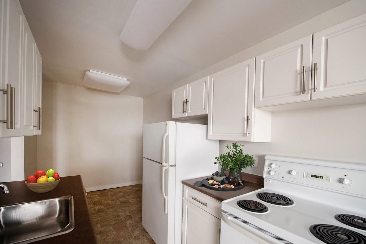 Victoria Arms - Photo 2 of 7