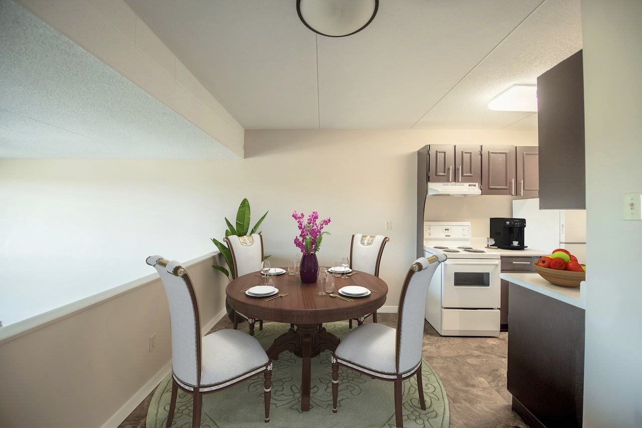 Westminster Court - Photo 3 of 15