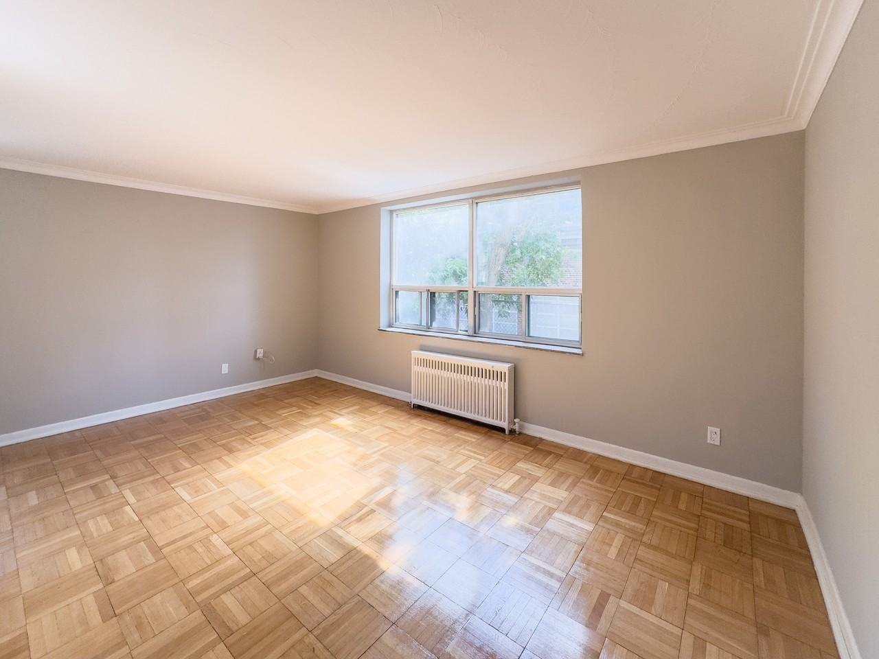 1675-1685 Eglinton Avenue West - Photo 3 of 13