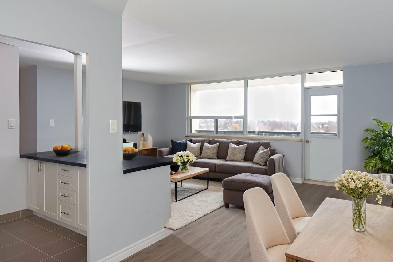 2185 Lawrence Avenue East - Photo 2 of 40