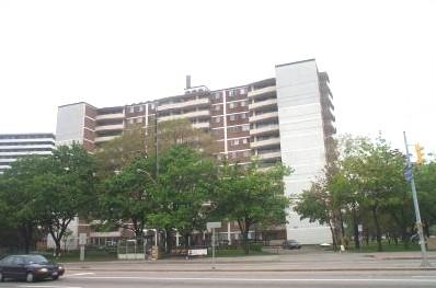 Rosslyn Residences - Photo 3 of 9