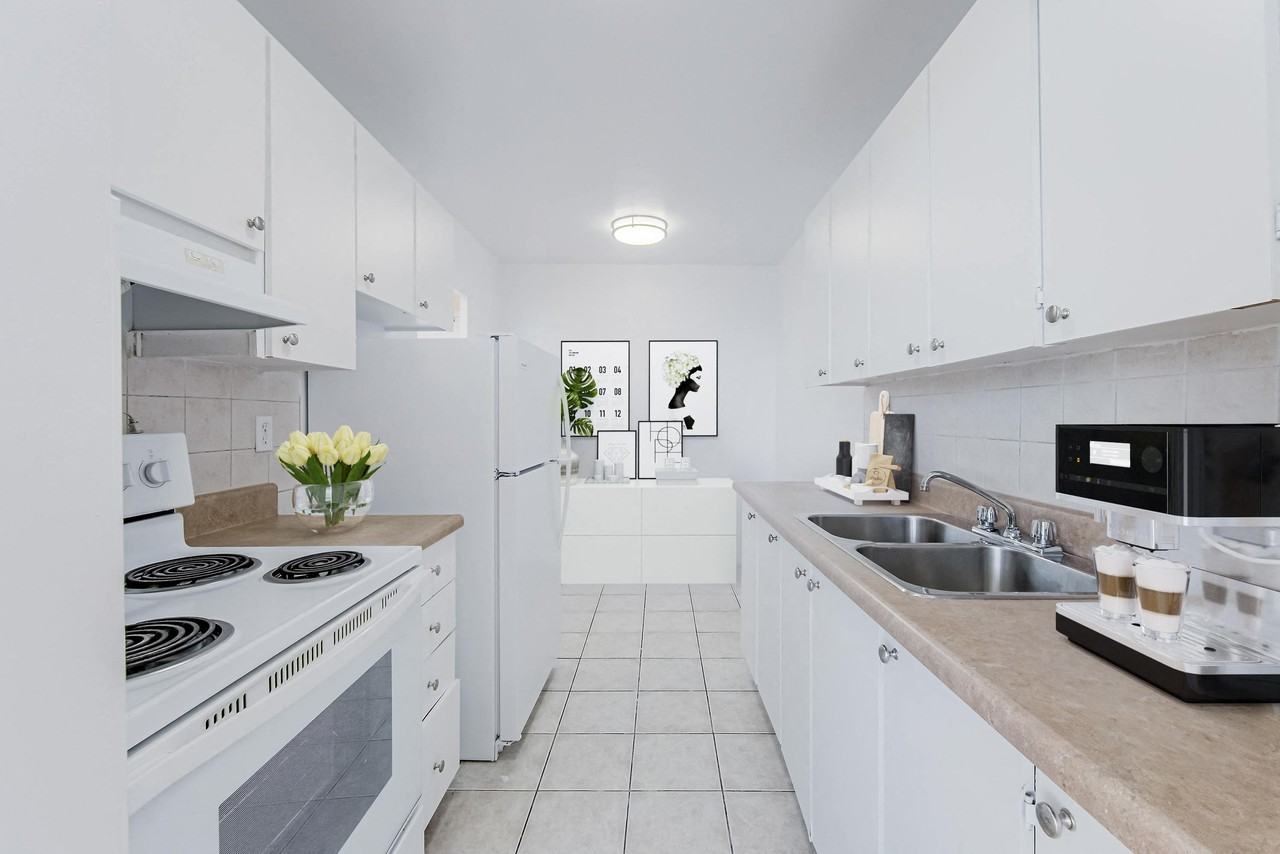 2775 Jane Street - Photo 3 of 9