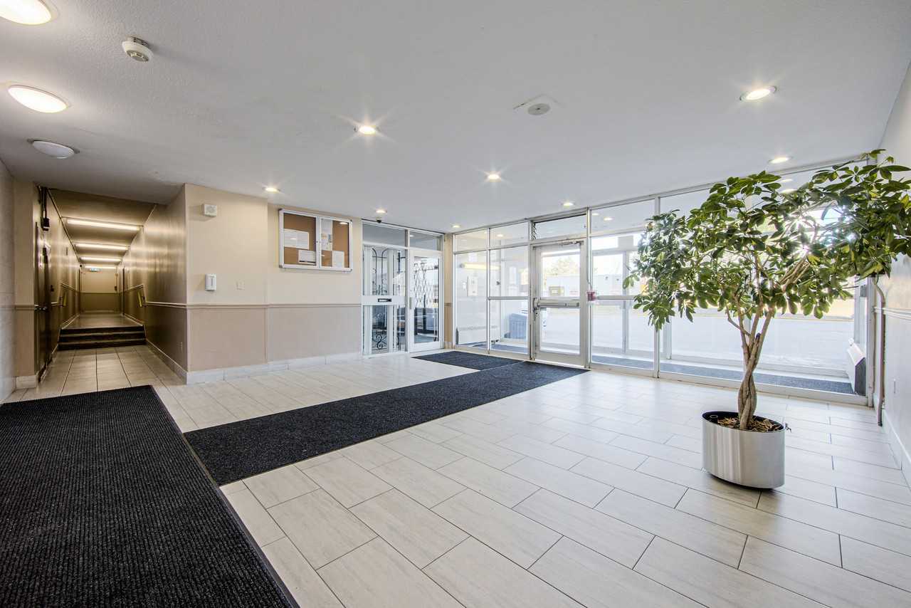 2775 Jane Street - Photo 7 of 9