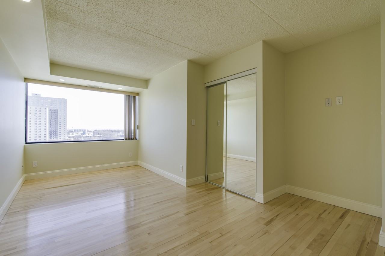 Hargrave Place - Photo 4 of 18