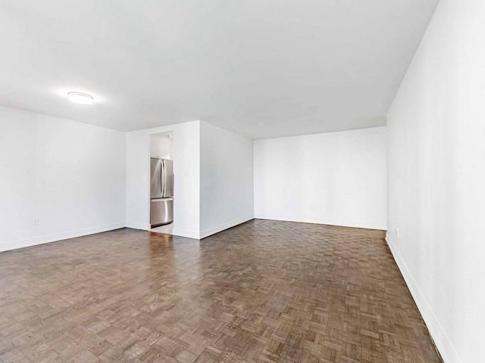 7 Jackes Avenue - Photo 4 of 10