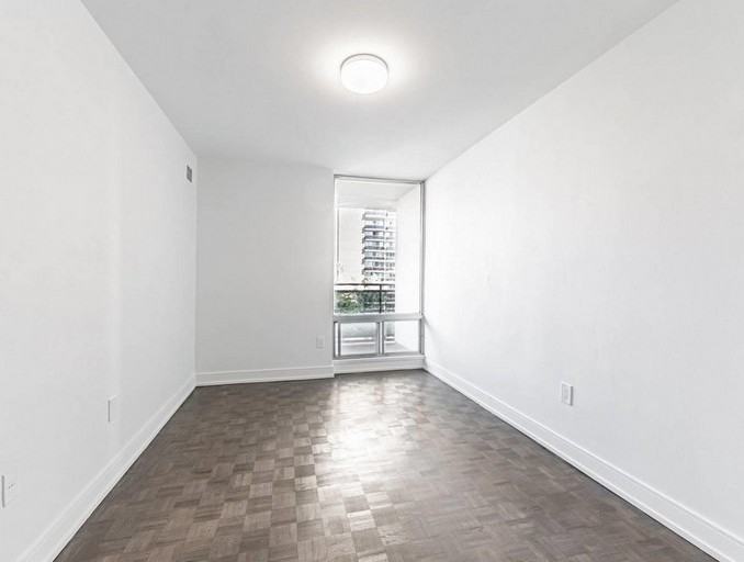 7 Jackes Avenue - Photo 7 of 9