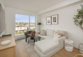 featured image of 4488 Fraser St