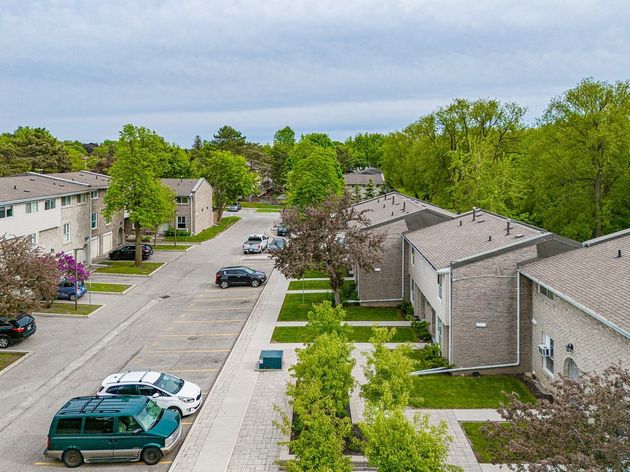 Creekside Townhomes - Photo 7 of 25