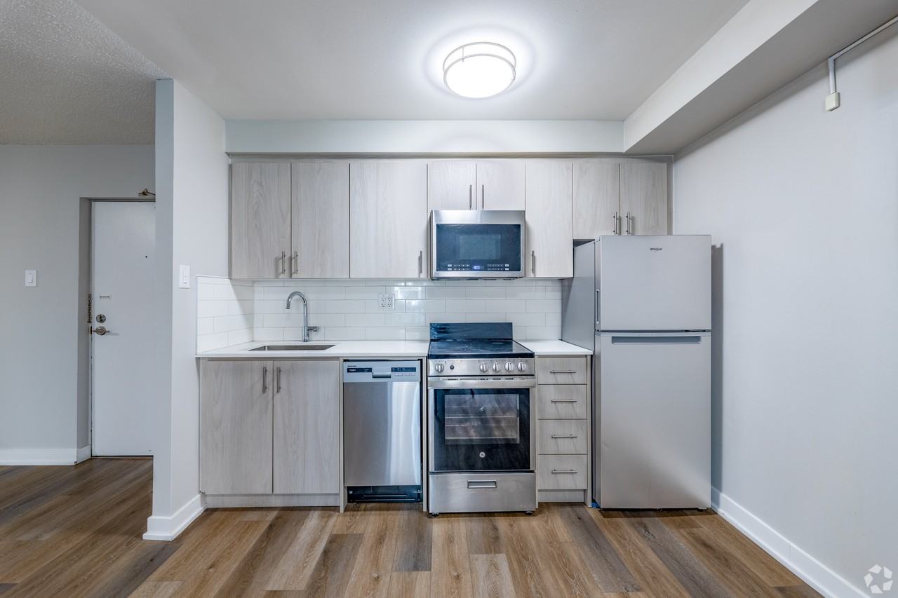 Sherwood Court Apartments - Photo 2 of 12