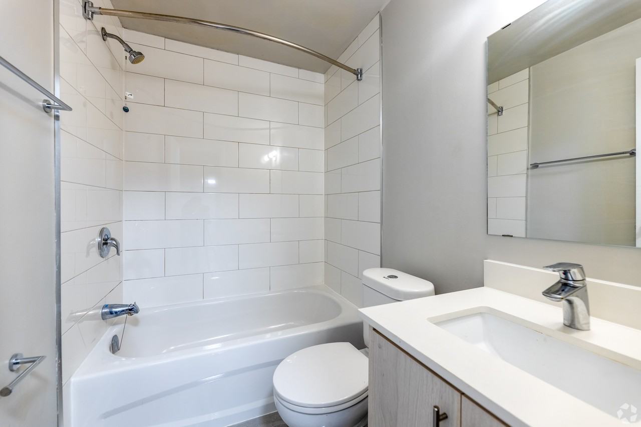 Sherwood Court Apartments - Photo 7 of 12