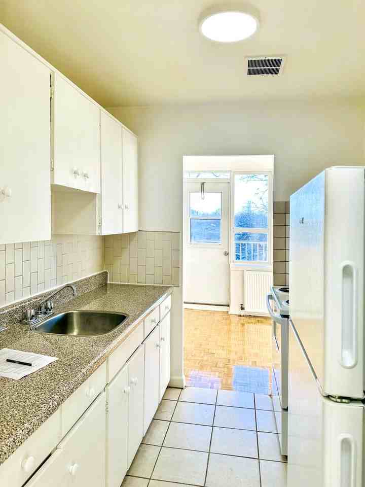 709 Kennedy Apartments - Photo 2 of 5