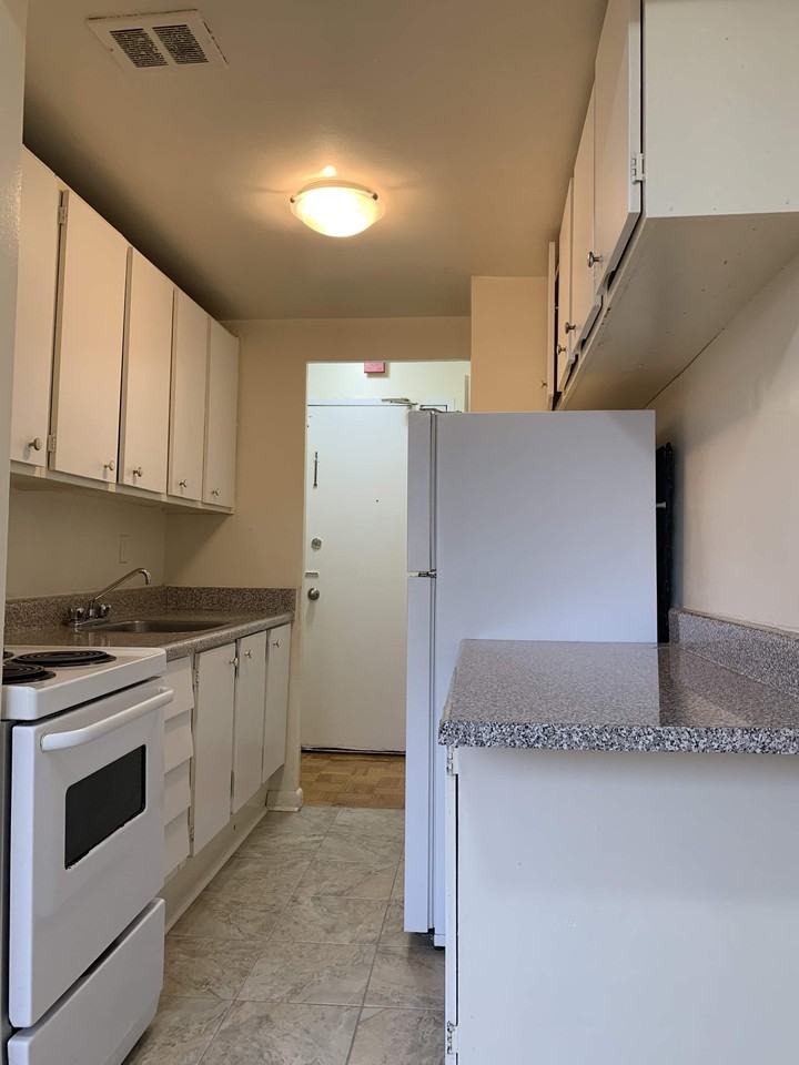 Wycombe Apartments - Photo 2 of 14