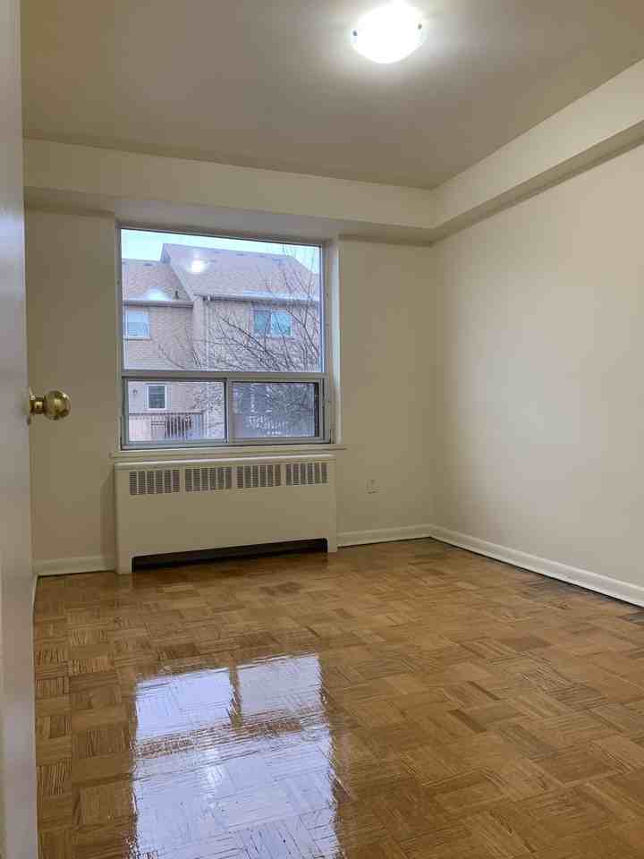 Wycombe Apartments - Photo 7 of 14