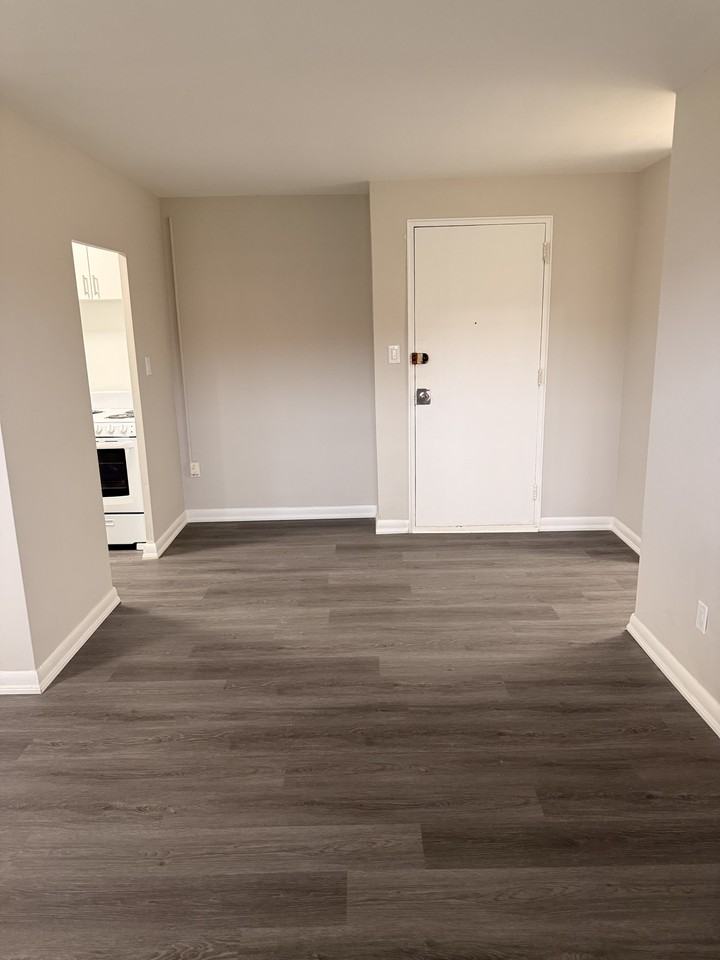 Wilson Apartments 921 - Photo 6 of 23