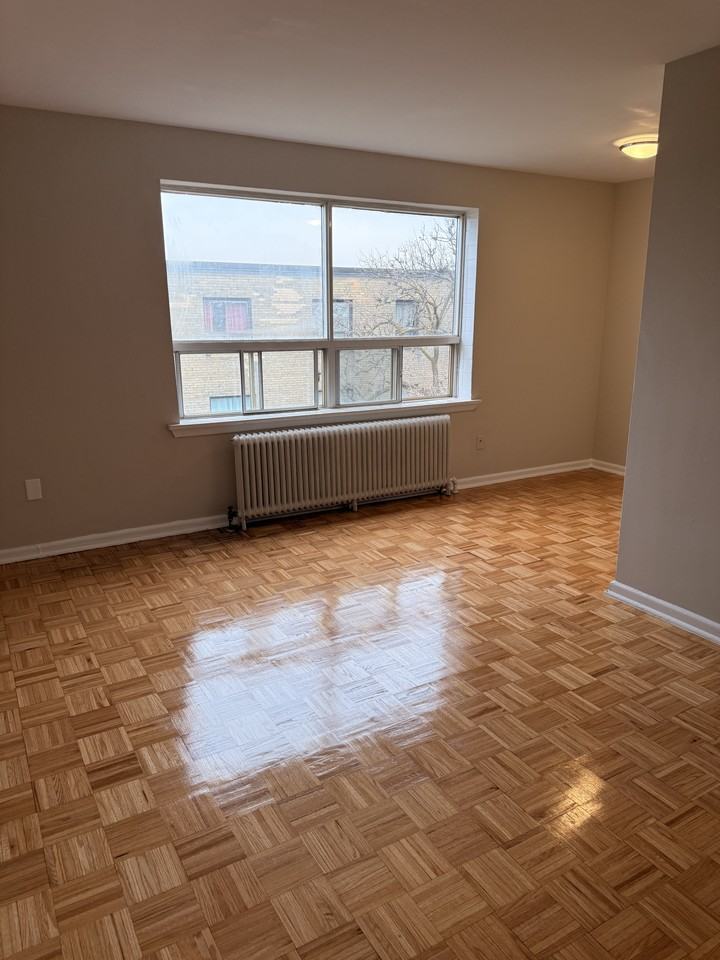 2333-2340 Park Towers Avenue - Photo 4 of 23