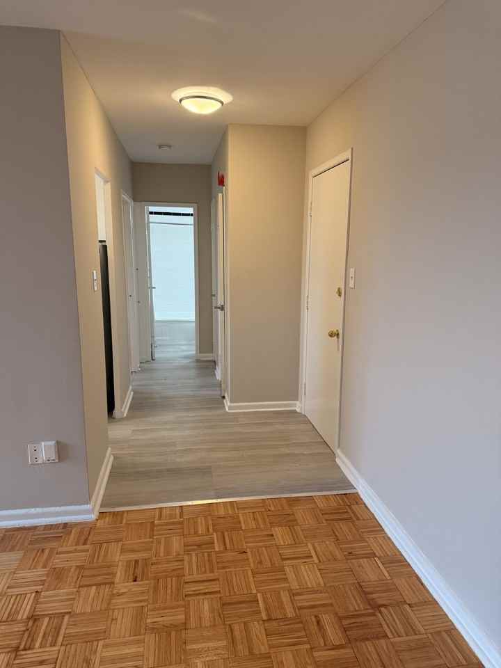 2333-2340 Park Towers Avenue - Photo 6 of 23