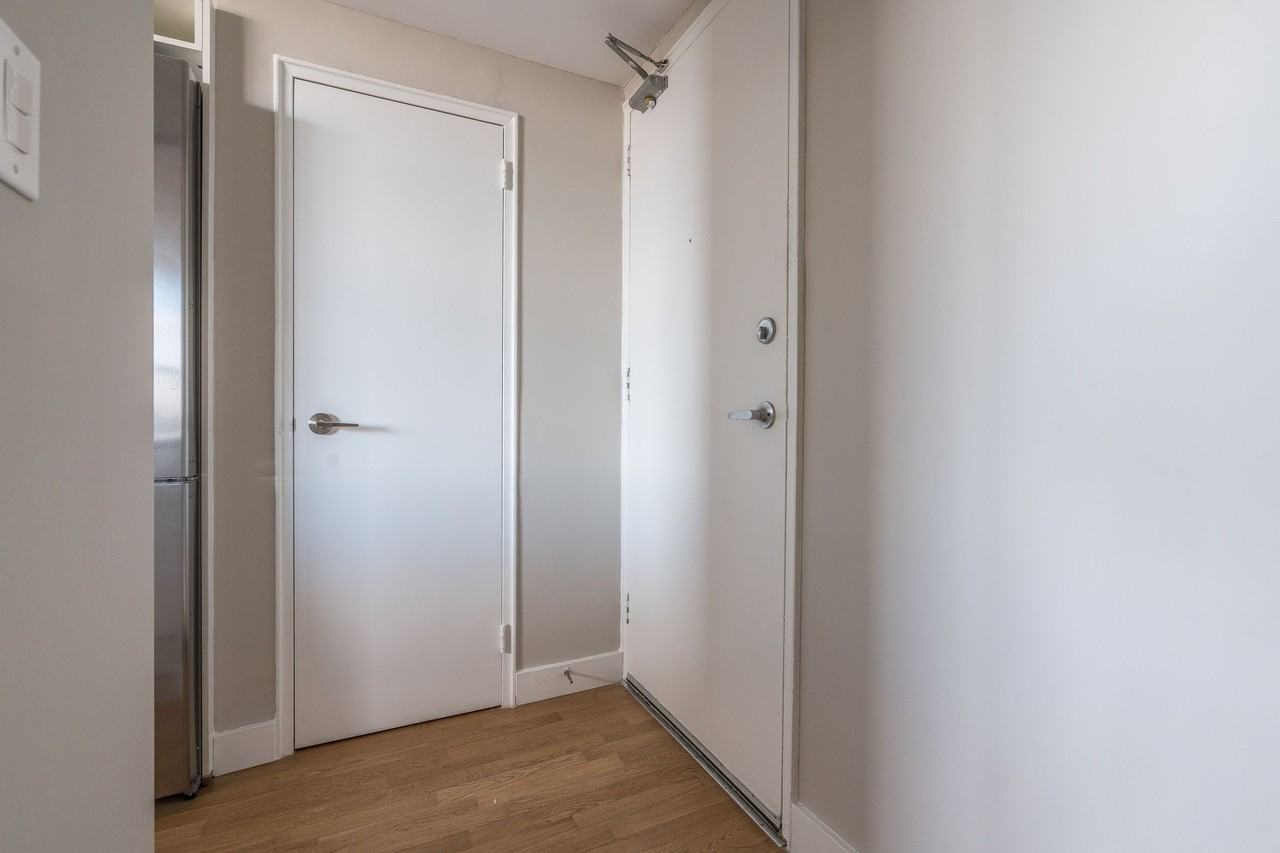 190 Jameson Avenue - Photo 2 of 10