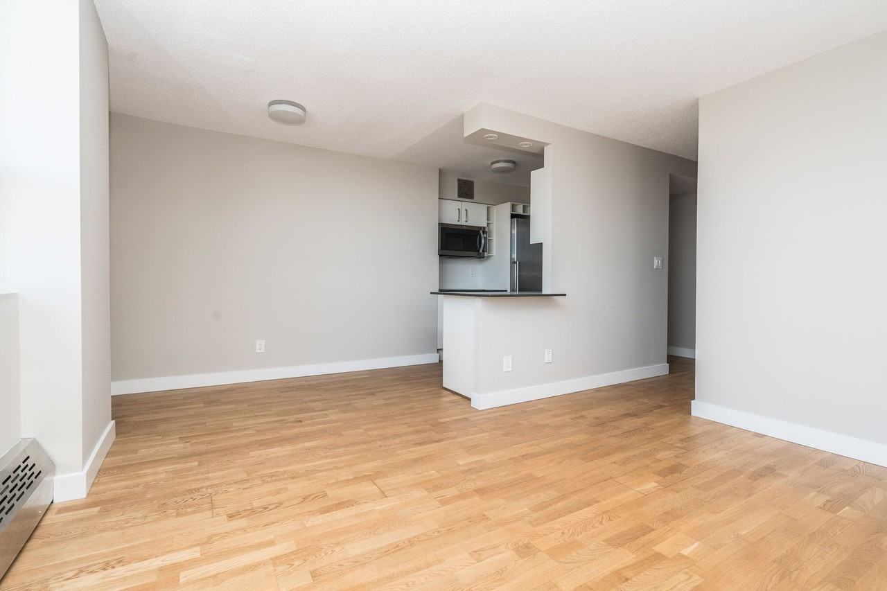 190 Jameson Avenue - Photo 3 of 10