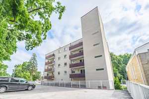 featured image of 140 Kent St