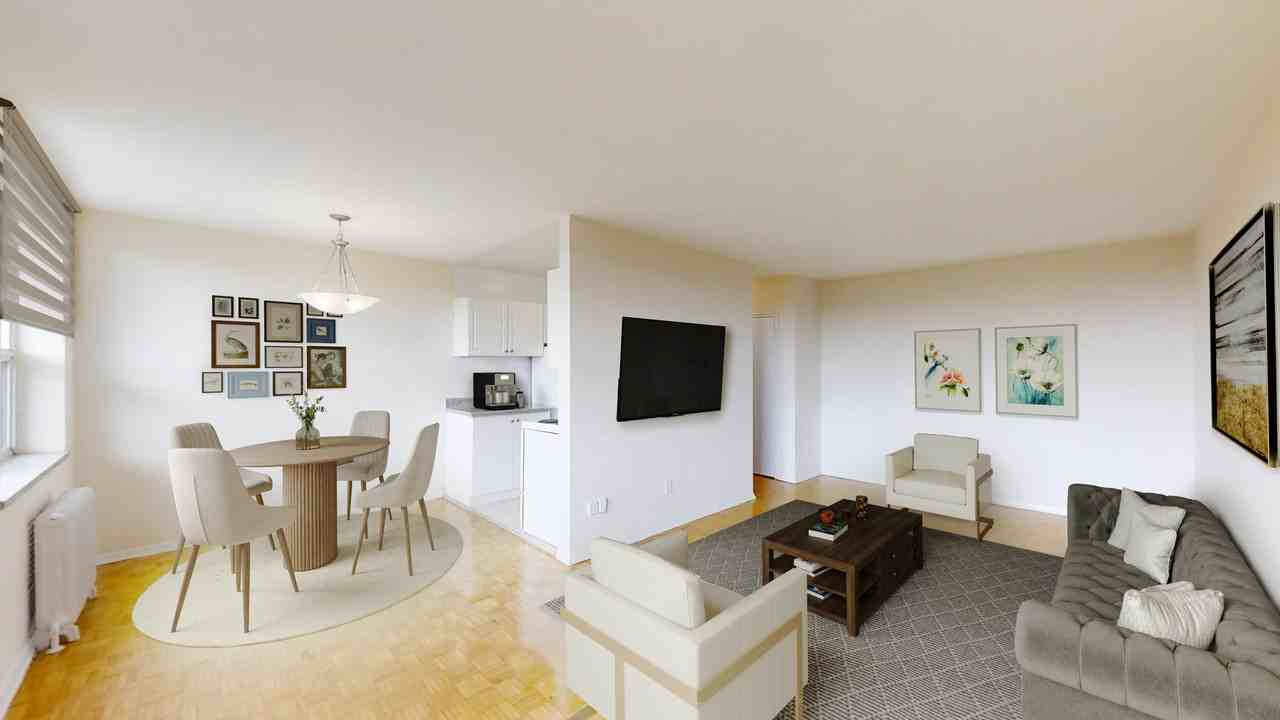 1700 Victoria Park Avenue - Photo 4 of 11