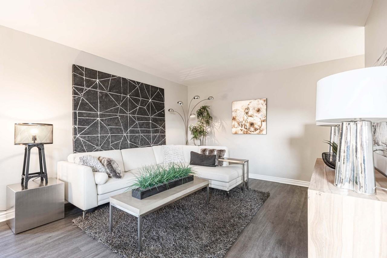 Barclay Towers - Photo 6 of 27