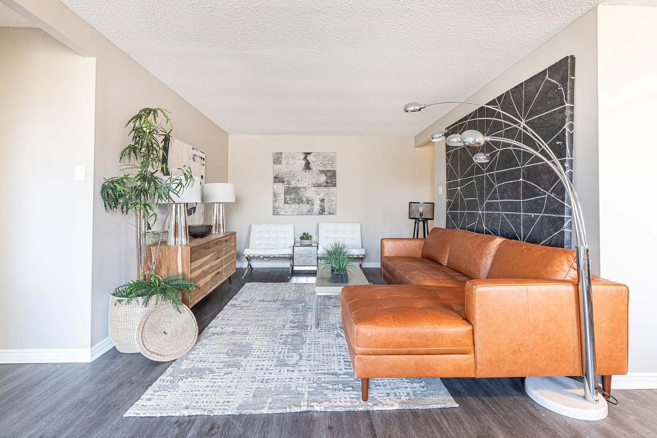 Woodbury Towers - Photo 5 of 26