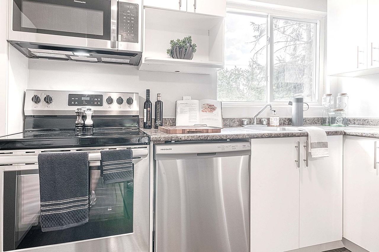 Keatings Place - Photo 7 of 10