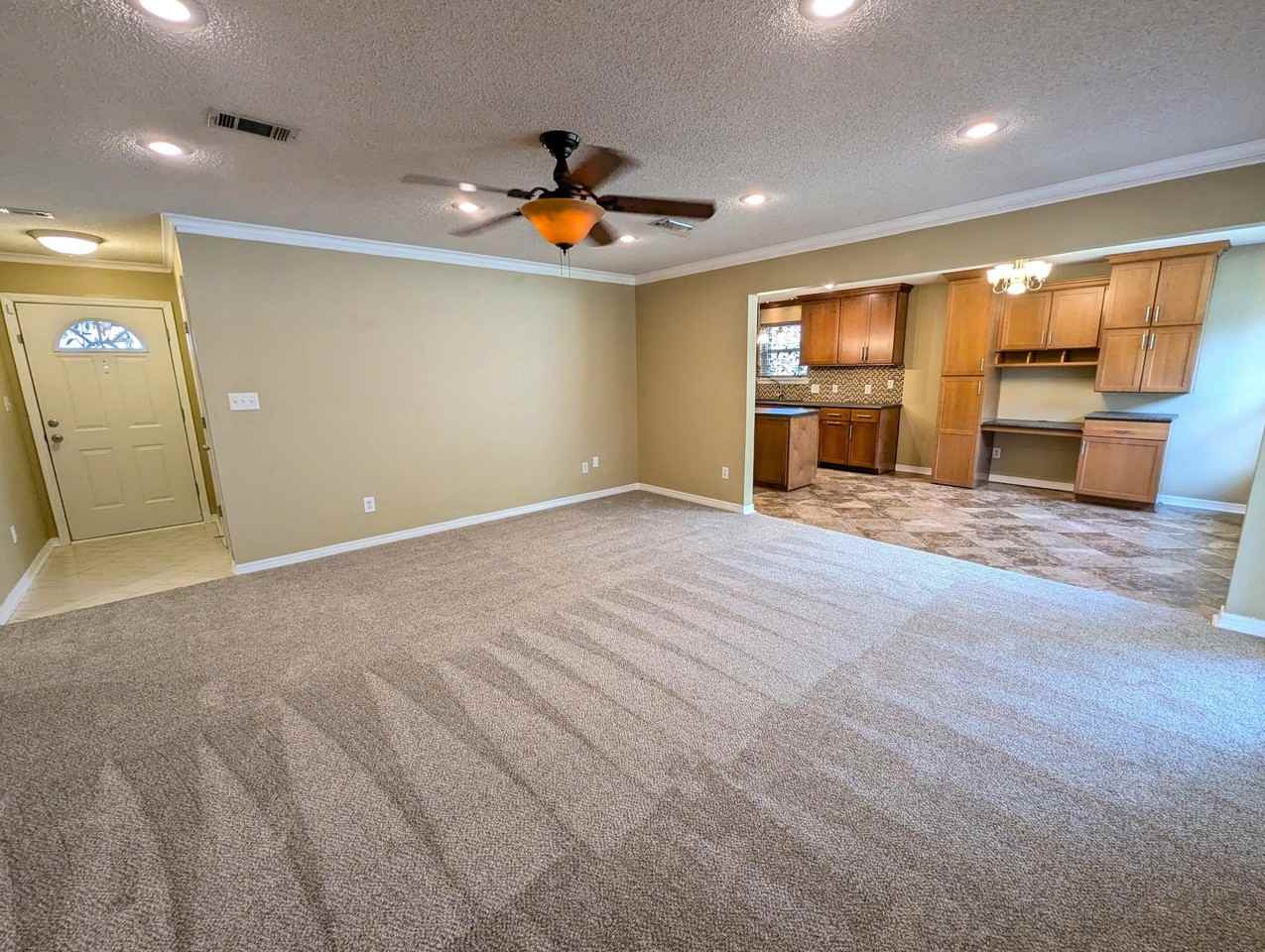 2734 Augustus Rd - Photo 4 of 27