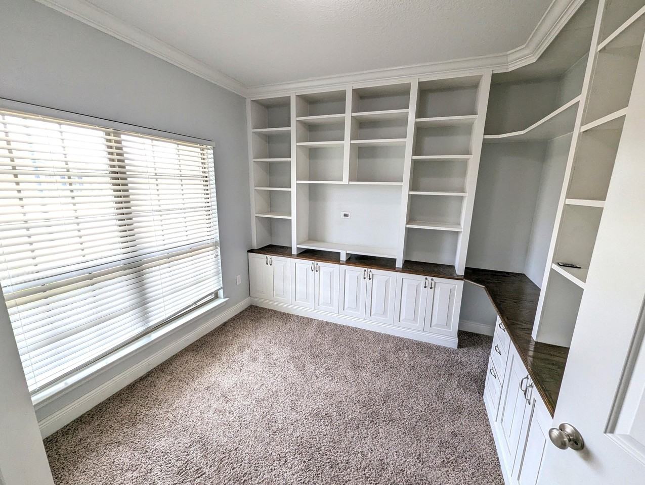 1759 Brantley Dr - Photo 2 of 28