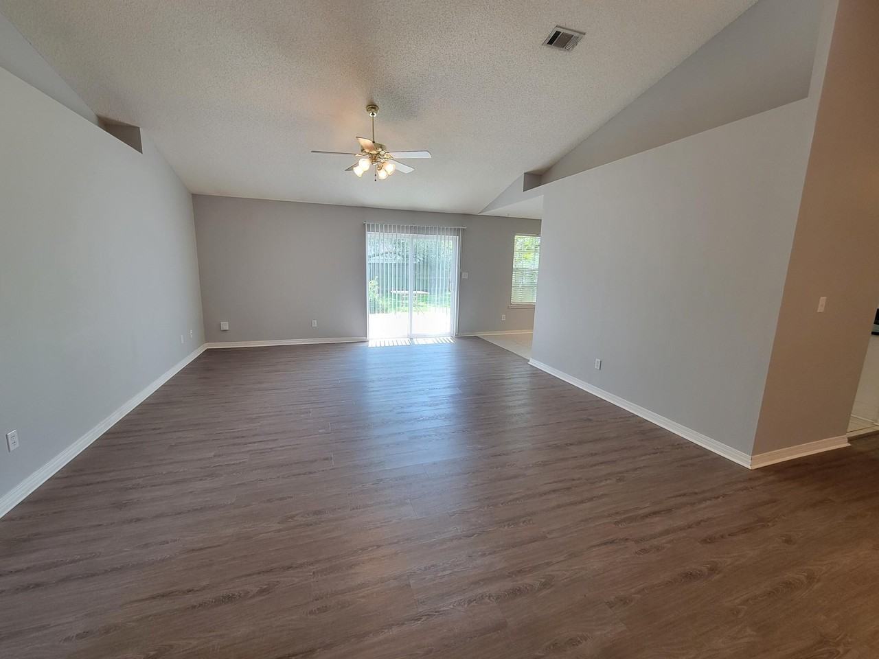 2734 Rambler Ct - Photo 2 of 25