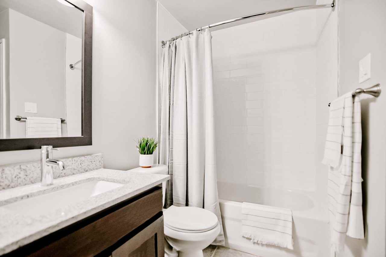 Riverside Towers - Photo 6 of 9