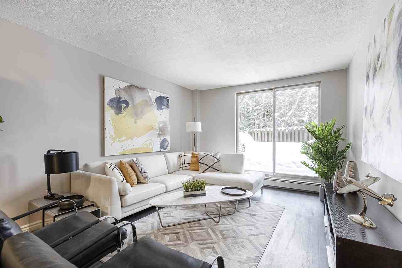 Victoria Arms - Photo 2 of 15