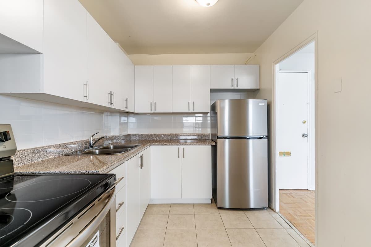 2283 Eglinton Avenue Apartments - Photo 7 of 11