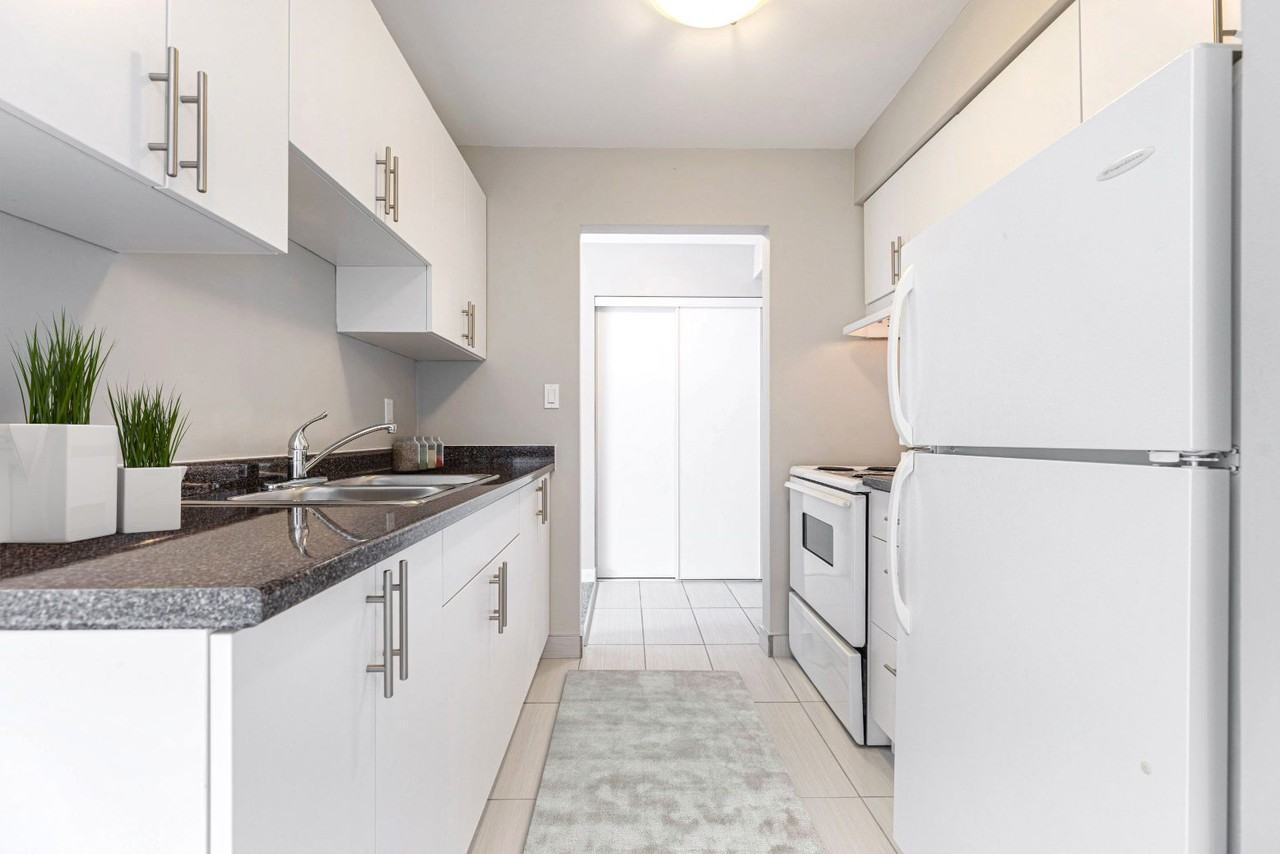 Spanish Trio - Photo 2 of 14