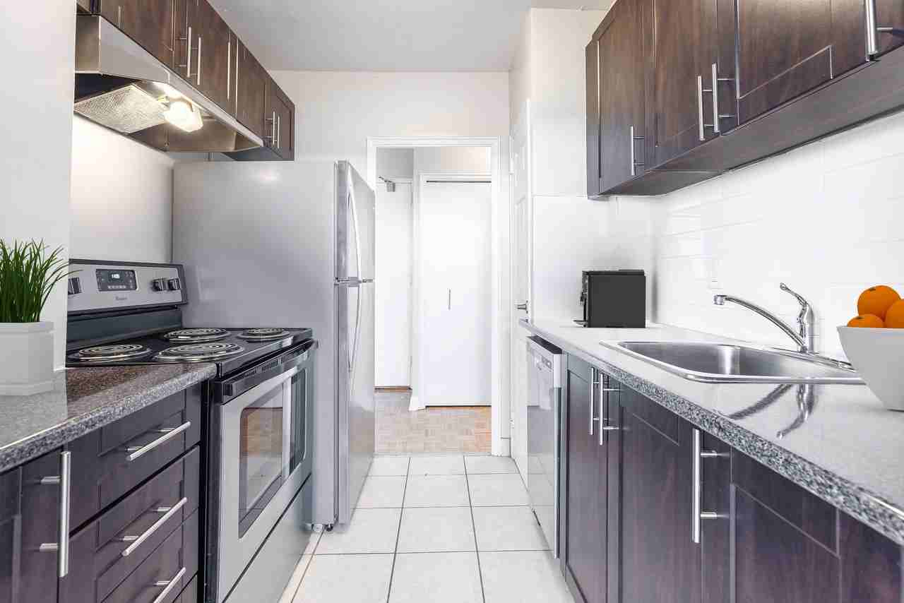 The Whitehall - Photo 2 of 11