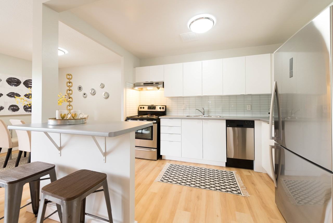 Anchorage Apartments - Photo 3 of 28