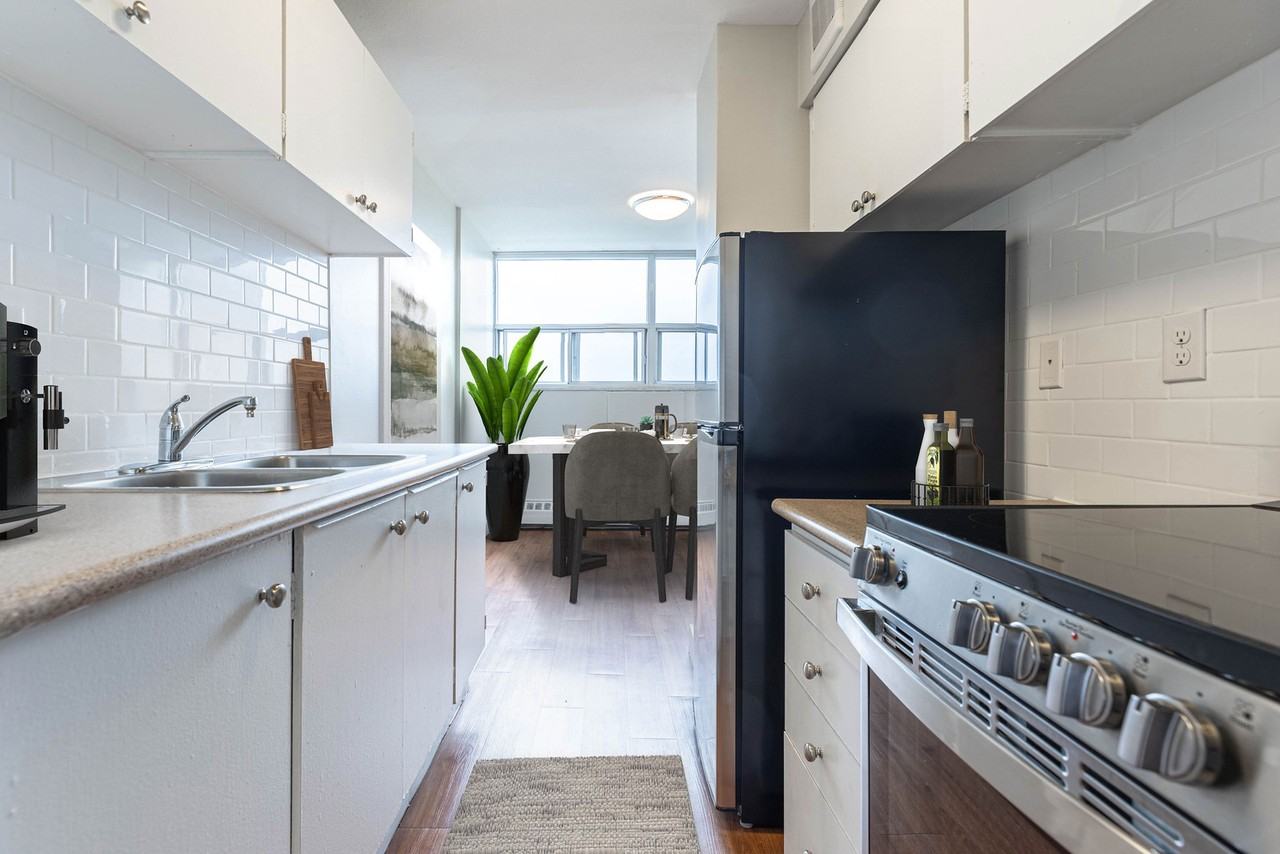 Main Place - Photo 2 of 20