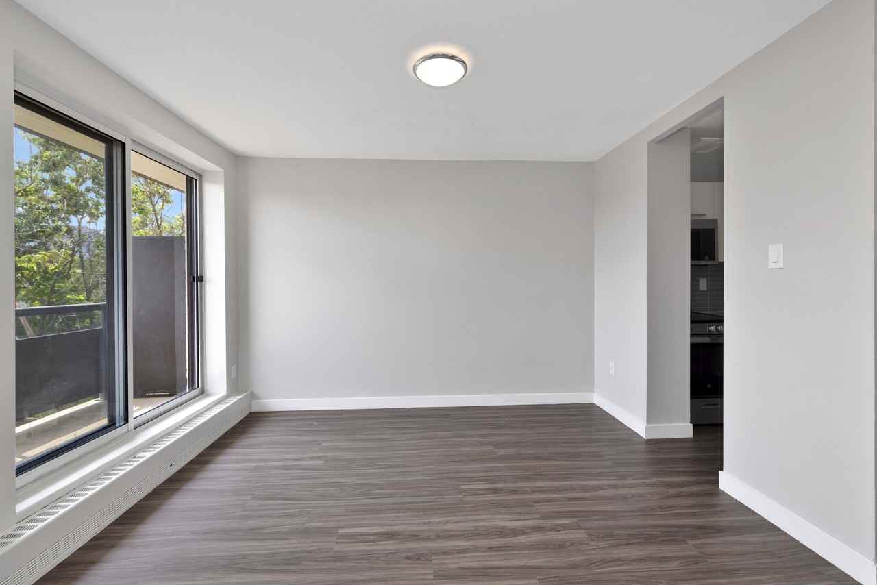 The Omeath - Photo 5 of 19